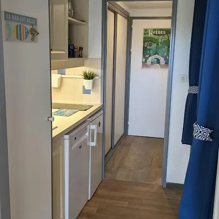 Port De 4 Personnes Avec Terrasse Lejlighed